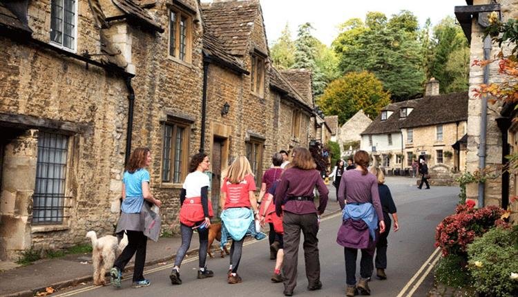 Visitar Castle Combe desde Bath: el pueblo más bonito de Inglaterra